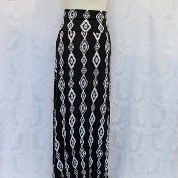 Cantata Boho/Western Maxi Skirt or Dress - Picture 5 of 11